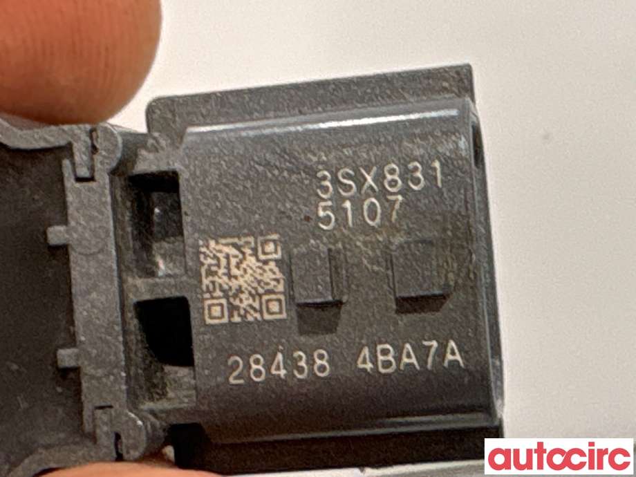 Parkeringssensor foran til Nissan X-Trail 2014-2022 (T32) (T32) (NISSAN|284384BA7A|)