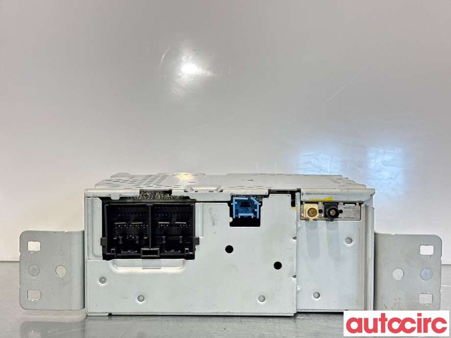 Bilstereo navigasjon til Ford Focus 2018-->> (Type IV)  (FORD|2425980|DABAHU001|JX71-18C815-ZAU)