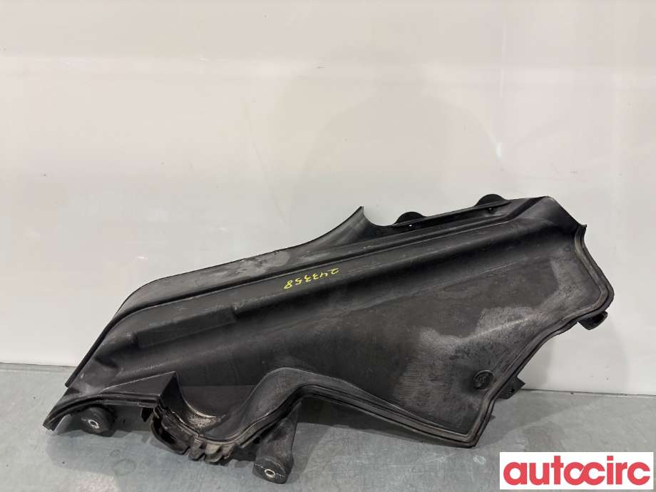 Diverse deler til BMW X5 2013-2018 (F15) (F15) (BMW|51717309206|)