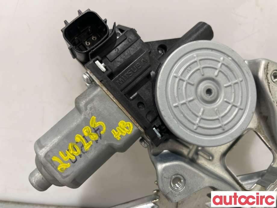 Ruteheis høyre bak til Nissan Leaf 2011-2017 (Type I)  (NISSAN|82731CV01B||82731CV01C)