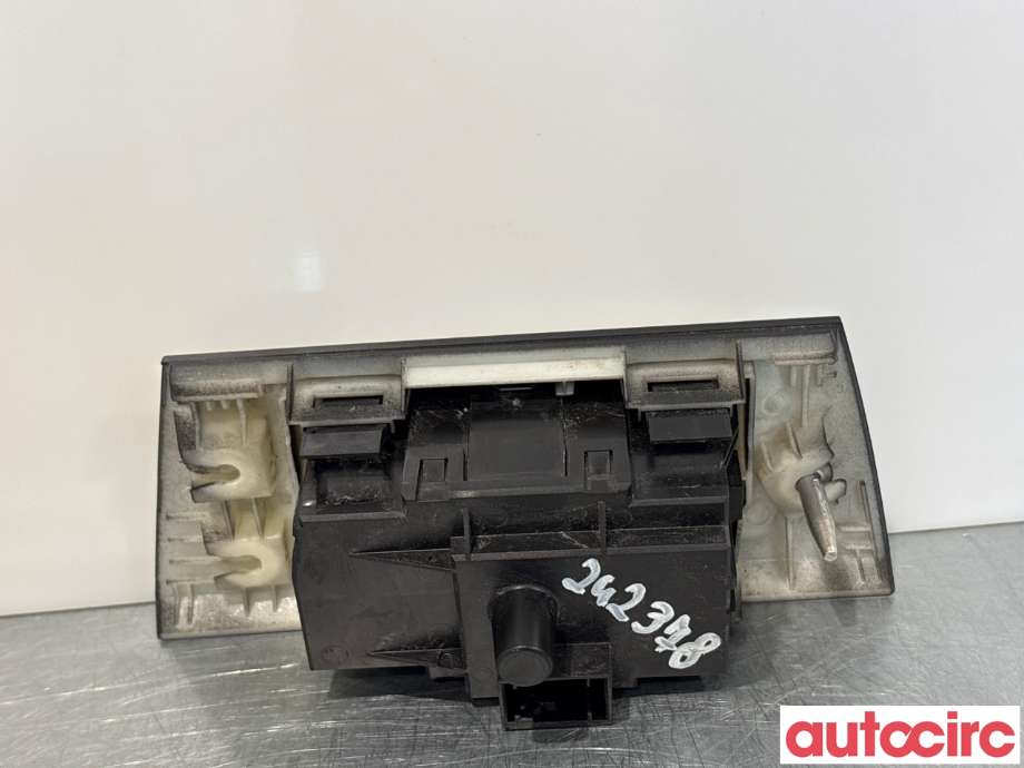 Bryter lys til BMW 3-Serie 2005-2011 (E90/E91/E92/E93) (E90/E91/E92/E93) (BMW|61319169404|33600211|9169404)