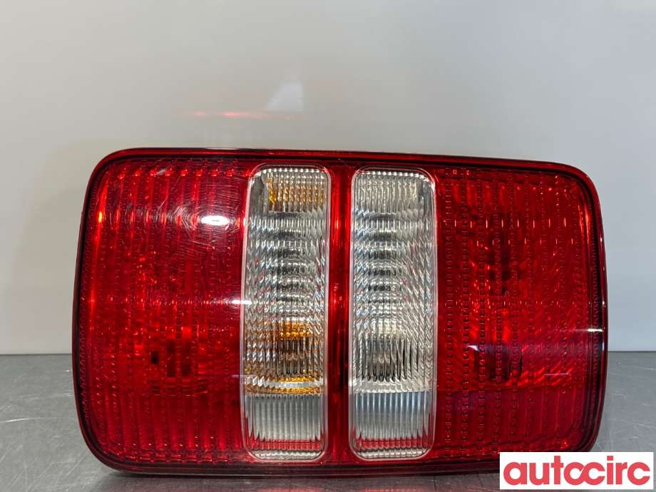 Baklykt høyre til VW Caddy 2010-2015 (Type III, Fase 2) (VOLKSWAGEN|2K5945096K||2K5945096Q)