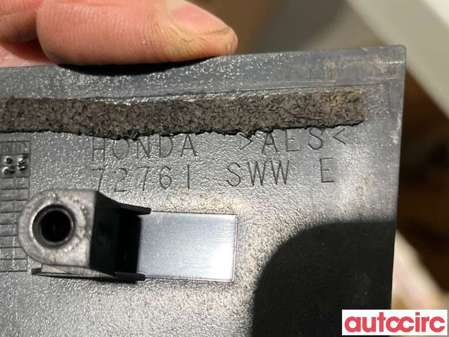 Lister til Honda CR-V 2007-2012 (Type III)  (HONDA|72761SWWE00||72761SWWE)