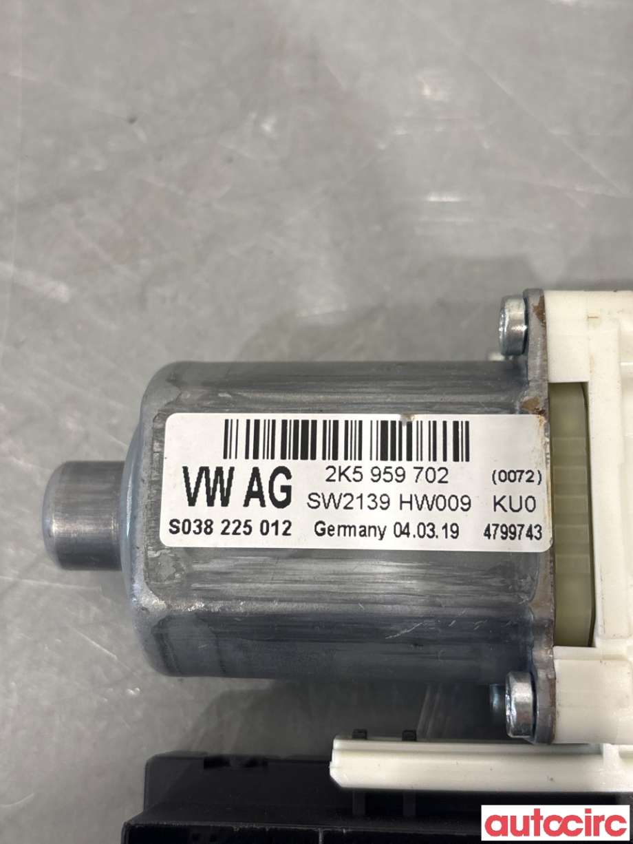 Ruteheis høyre foran til VW Caddy 2015-2020 (Type III, Fase 3)  (VOLKSWAGEN|2K5959702|S038225012)