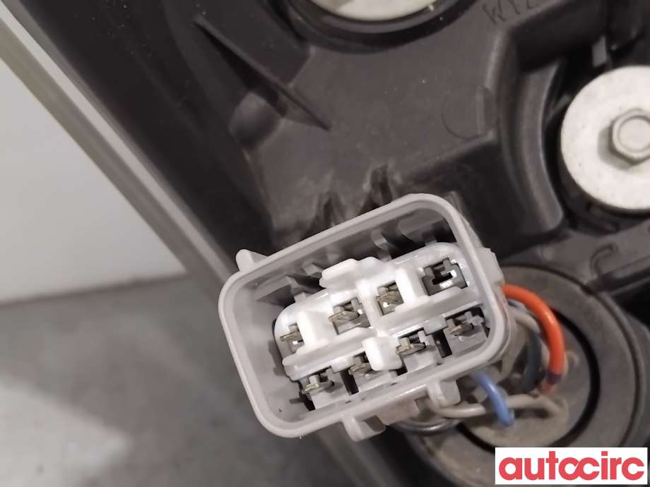 Frontlykt venstre xenon til Toyota Avensis 2009-2015 (Type III, Fase 1)  (TOYOTA|8117005370|)