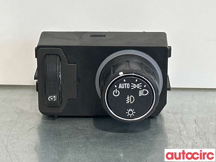 Bryter lys til Chevrolet Silverado, 2014-2018 (GMC|)