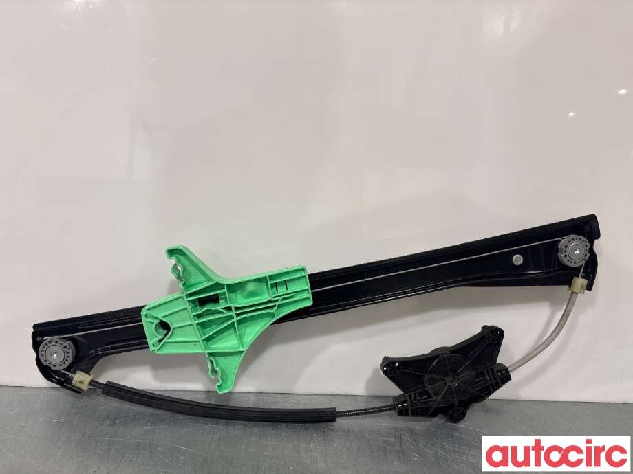Ruteheis til VW Tiguan 2016-2020 (Type II, Fase 1) (VOLKSWAGEN|5NA839461C|)