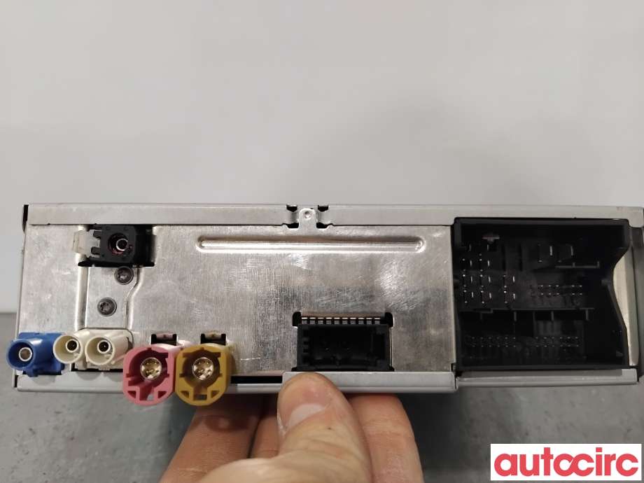 Bilstereo navigasjon til VW Tiguan 2016-2020 (Type II, Fase 1) (VOLKSWAGEN|3Q0035874BX|28549512|3Q0035874B)