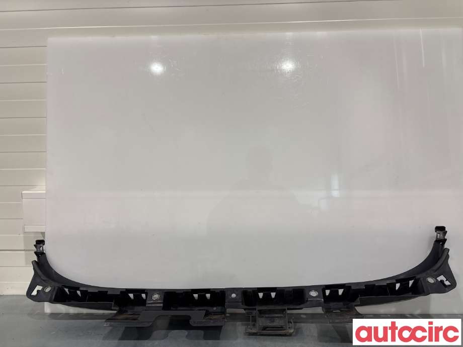 Støtfanger bak midtre del til BMW 3-Serie 2005-2011 (E90/E91/E92/E93) (E90/E91/E92/E93) (BMW|51127127720|)