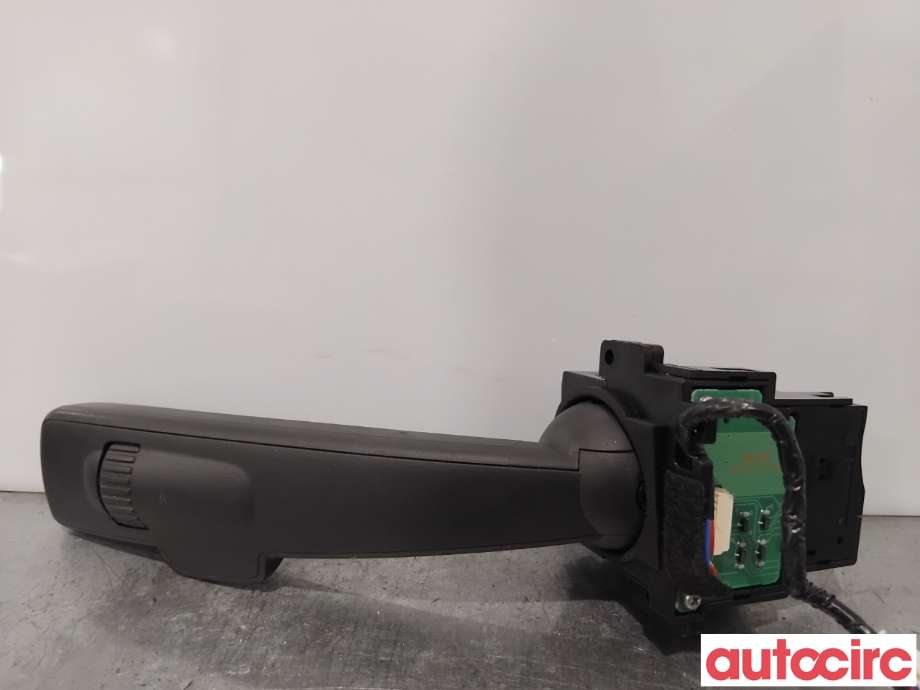 Bryter blink til Volvo XC60 2008-2013 (Type I, Fase 1)  (VOLVO|31327904|)