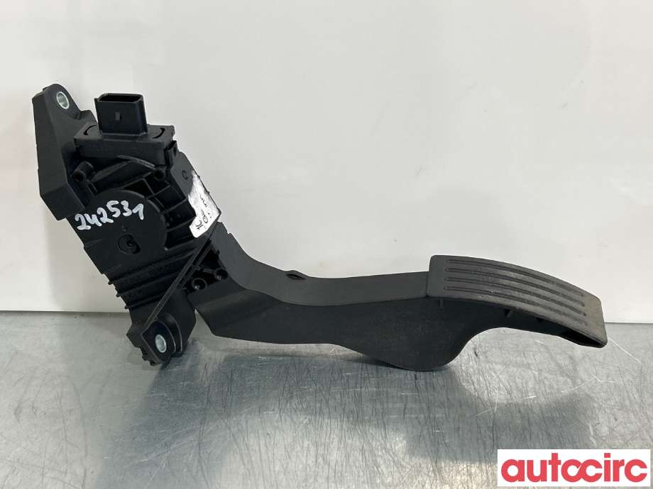 Pedal gass til Ford Focus 2018-->> (Type IV) (FORD|2537261|6PV012851-00|JX61-9F836-AC)