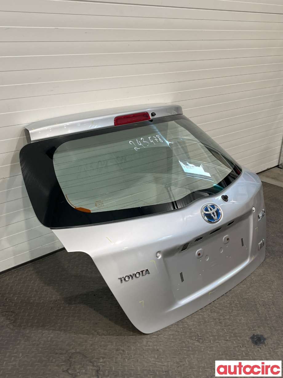 Bakluke combi til Toyota Yaris 2012-2014 (Type III, Fase 1)  (TOYOTA|670050D111|670050D110)