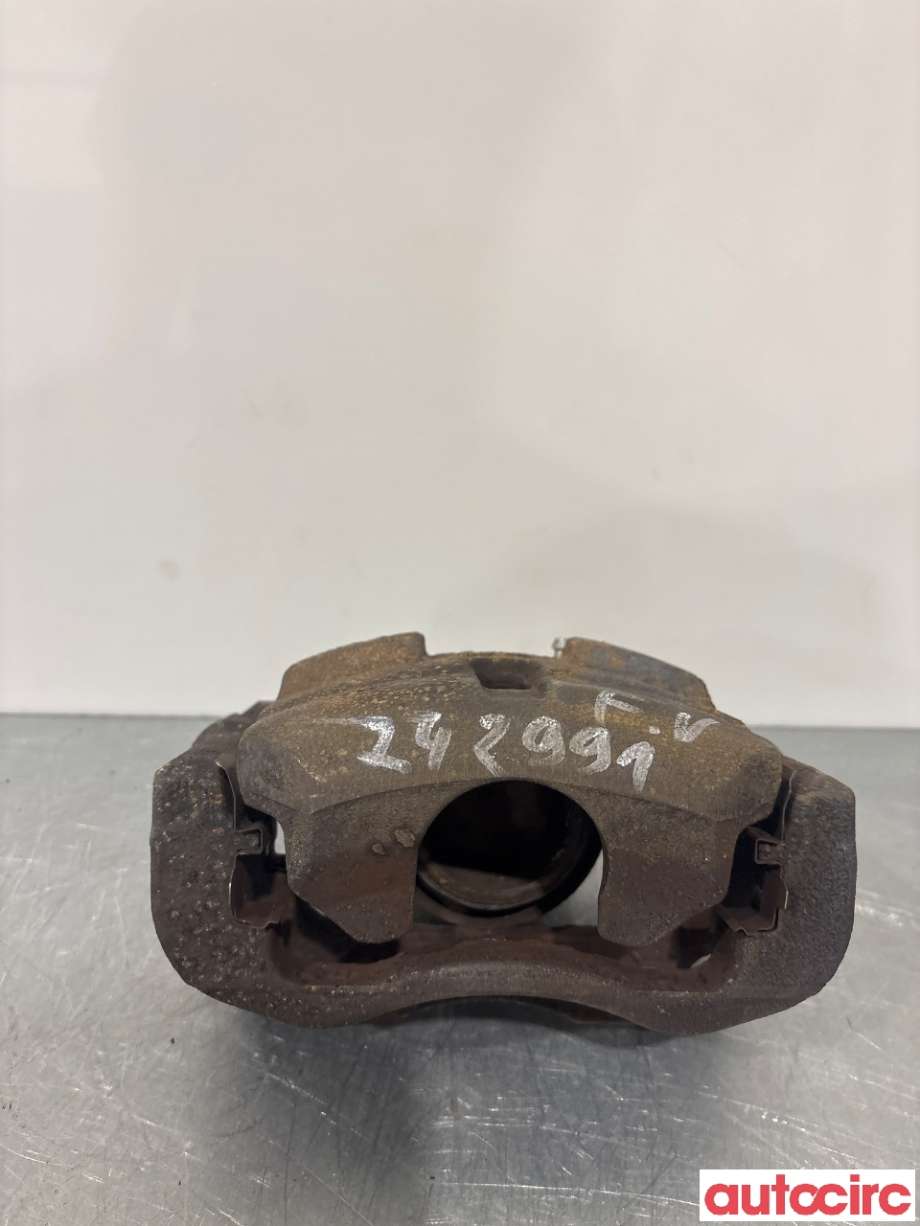 Bremsecaliper venstre foran til Nissan Qashqai 2010-2014 (Type I, Fase 2)  (NISSAN|41011JD00A|)
