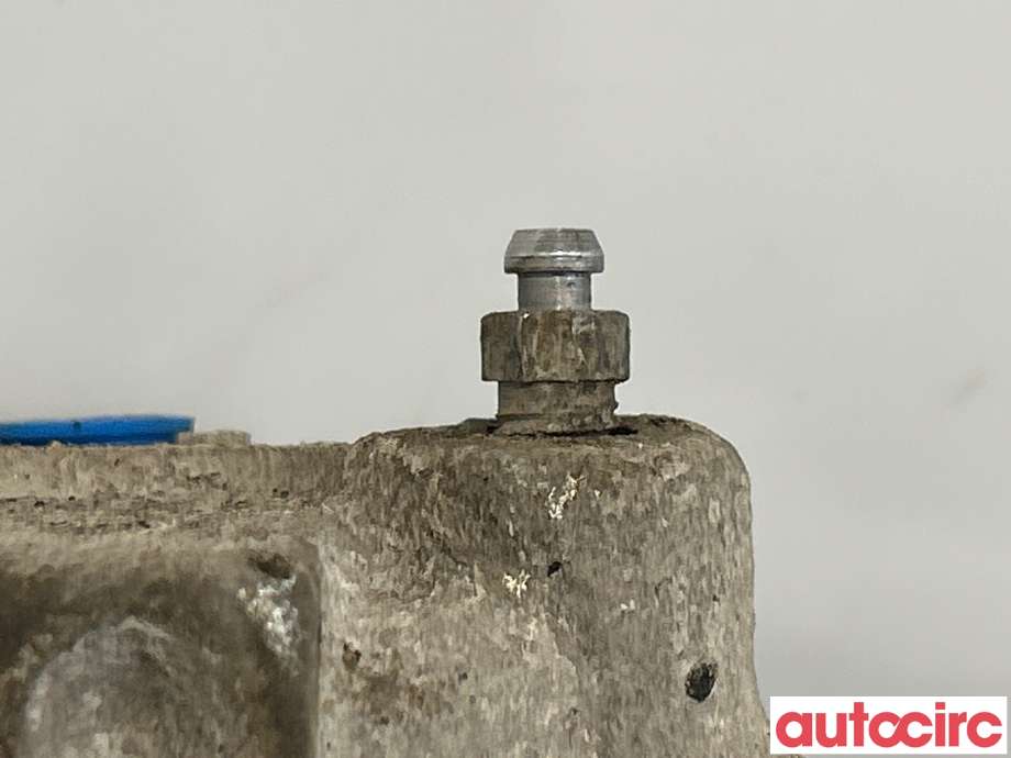 Bremsecaliper venstre foran til Toyota C-HR 2016-->>  (TOYOTA|47750F4010|47722F9010)