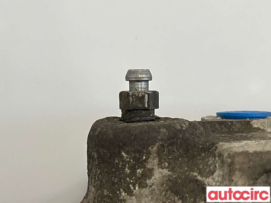 Bremsecaliper høyre foran til Toyota C-HR 2016-->>  (TOYOTA|47730F4010|47721F9010)