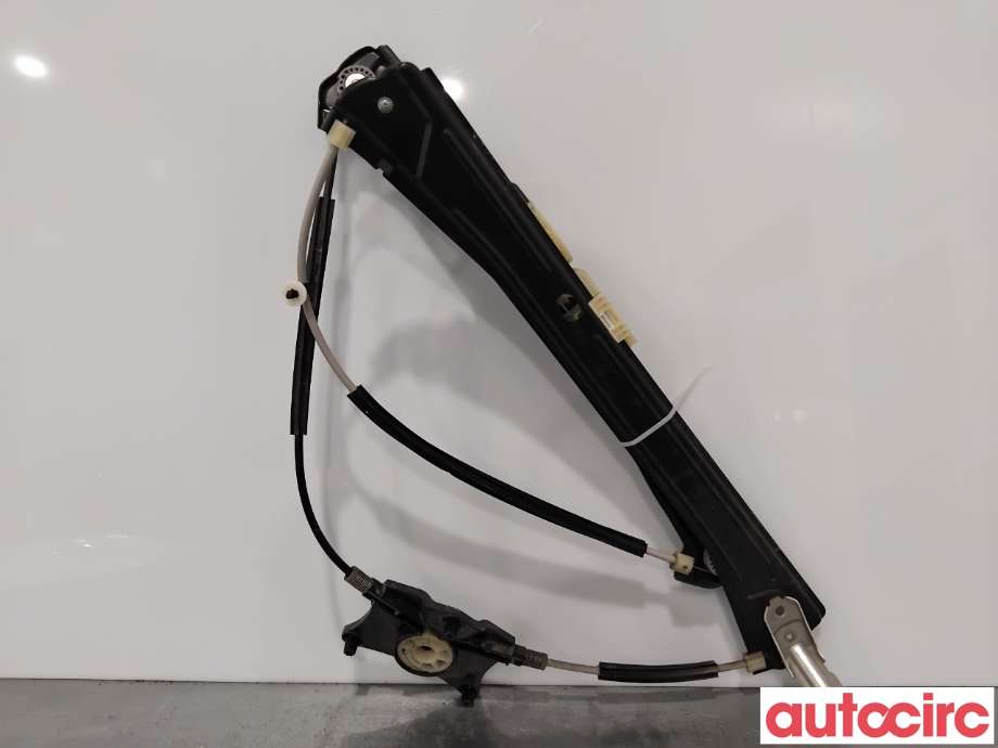 Ruteheis til VW Tiguan 2016-2020 (Type II, Fase 1)  (VOLKSWAGEN|5NA837461A|)