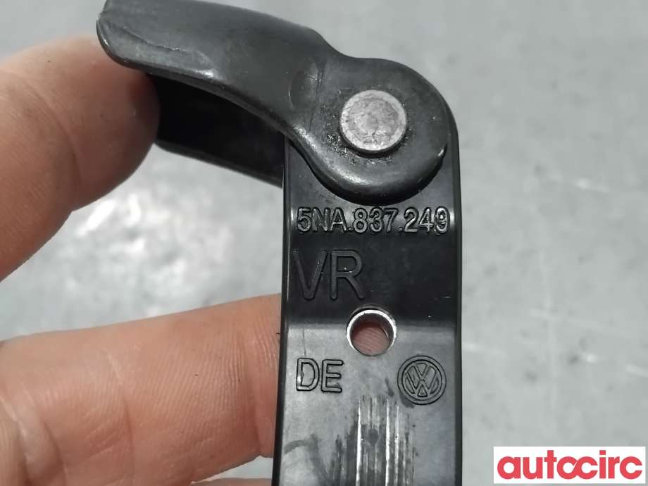 Dørstopper til VW Tiguan 2016-2020 (Type II, Fase 1) (VOLKSWAGEN|5NA837249||5NA837249A)