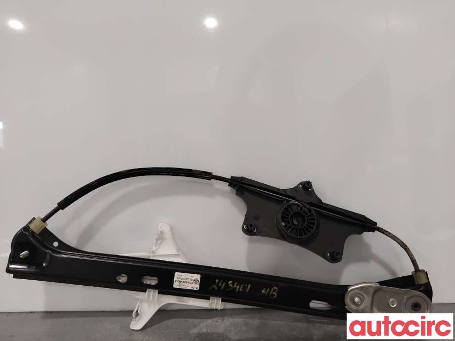 Ruteheis til VW Passat, 2015-2019 (Fase 1) (B8) (B8) (VOLKSWAGEN|3G9839462B)