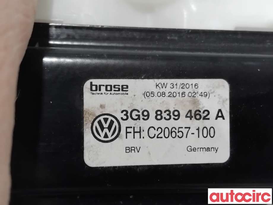 Ruteheis til VW Passat 2015-2019 (Fase 1) (B8) (B8) (VOLKSWAGEN|3G9839462B|C20657-100|3G9839462A)