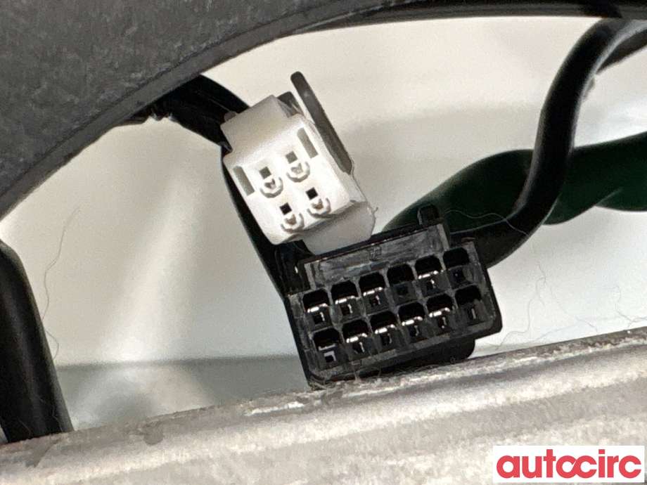 Ratt til Toyota RAV4 2013-2015 (Type IV, Fase 1) (TOYOTA|4510012F80C0|)