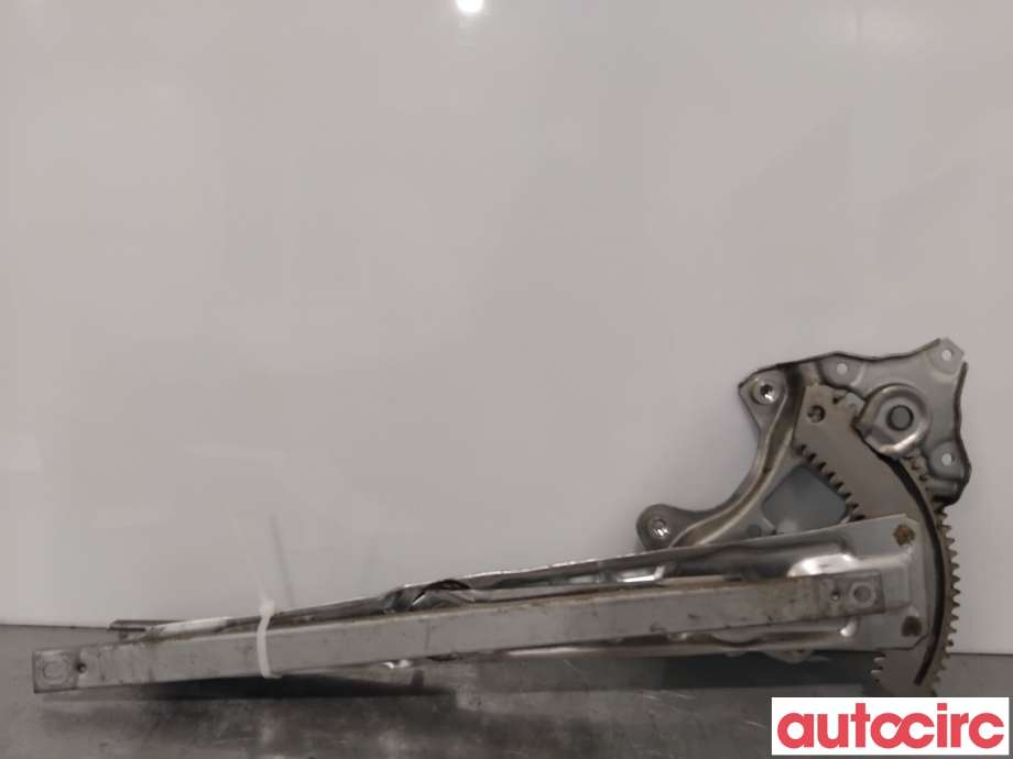 Ruteheis til Nissan X-Trail, 2014-2022 (T32) (T32) (NISSAN|827204CA0A)