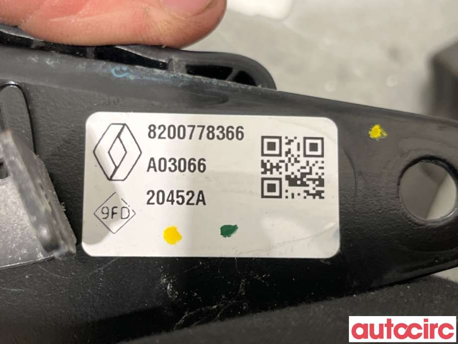 Diverse deler til Nissan NV400 2012-->> (NISSAN|9080300Q0A||8200778366)