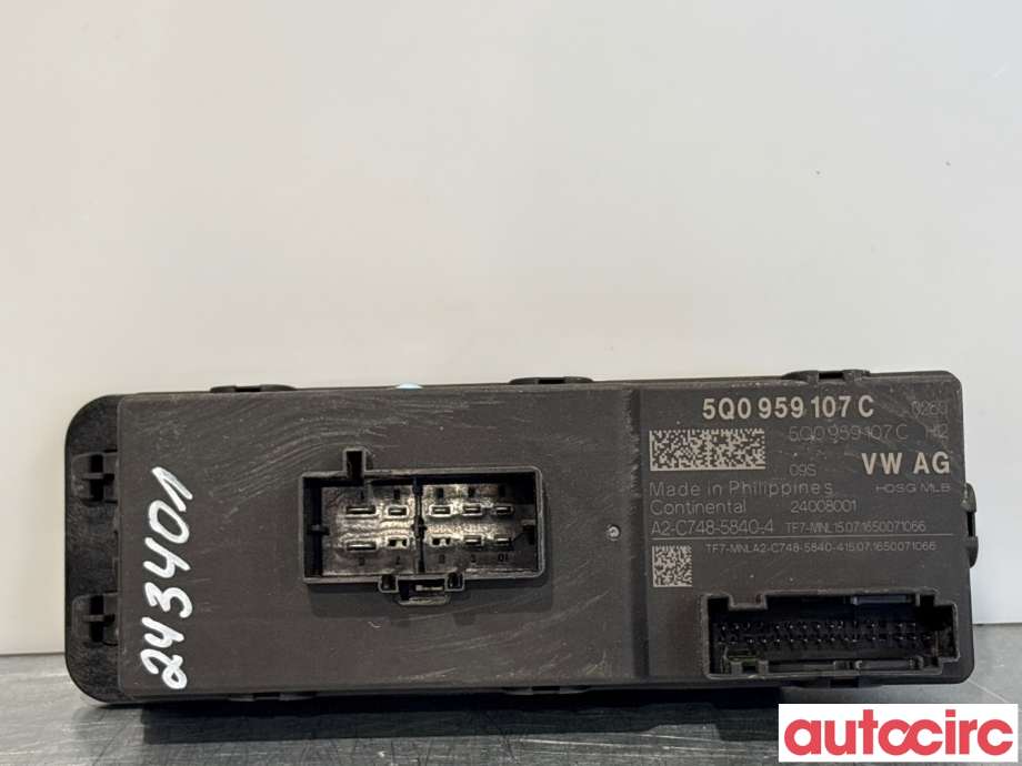 Styreenhet elektrisk bakluke til VW Passat, 2015-2019 (Fase 1) (B8) (B8) (VOLKSWAGEN|5Q0959107M)