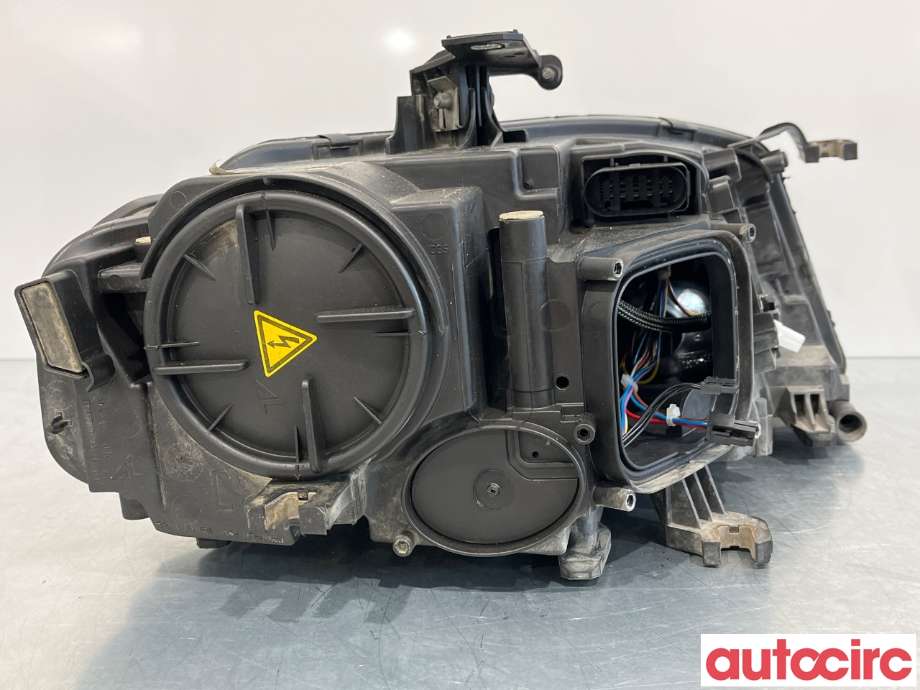 Frontlykt venstre halogen til Audi A4 2007-2014 (Type IV) (B8) (B8) (AUDI|8K0941029BJ|8K0941029AQ|8K0941003P)