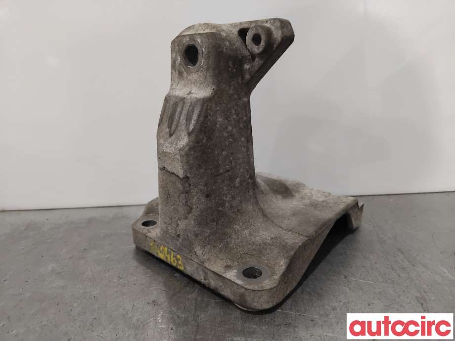Motorfeste til BMW 3-Serie 2012-2018 (F30/F31/F34) (F30/F31/F34) (BMW|22116788612|)