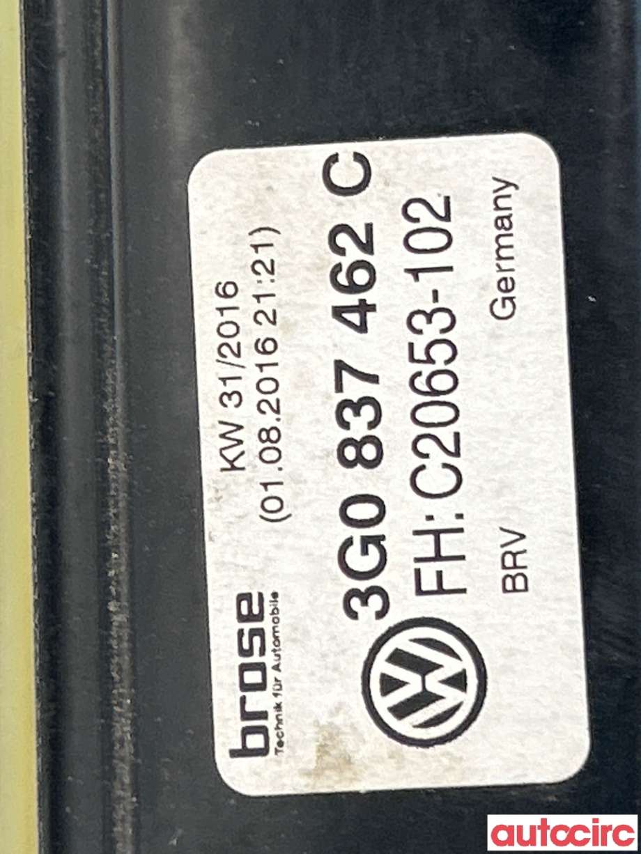 Ruteheis til VW Passat 2015-2019 (Fase 1) (B8) (B8) (VOLKSWAGEN|3G0837462C|C20653-102)