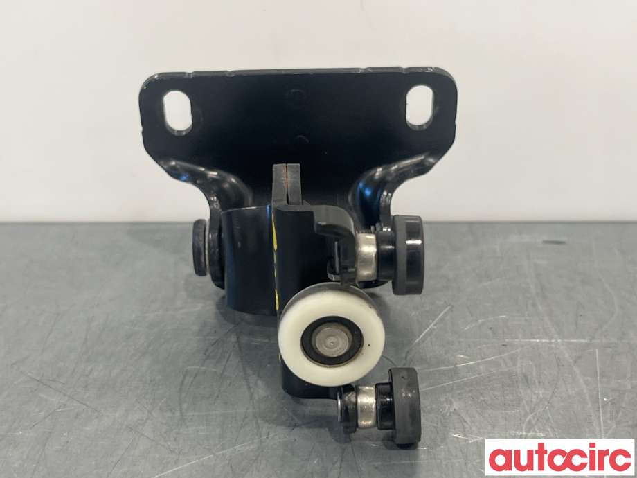 Diverse deler til VW Caddy 2020-->> (Type IV)  (VOLKSWAGEN|2K7843303A|)