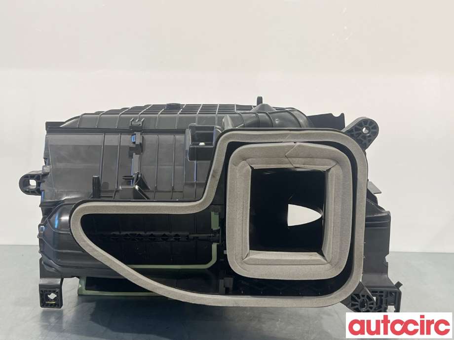 Diverse deler til VW ID.3 2020-->>  (VOLKSWAGEN|1EA820155||1EA820153G)