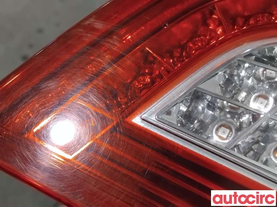 Baklykt høyre indre til Peugeot 508 2011-2014 (Type I, Fase 1)  (PEUGEOT|6351LZ||9686780680)