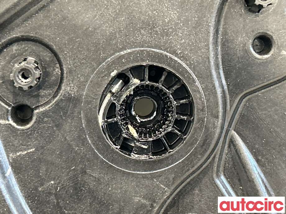 Ruteheis til Volvo V40 2012-2019  (VOLVO|31301556||31276216)