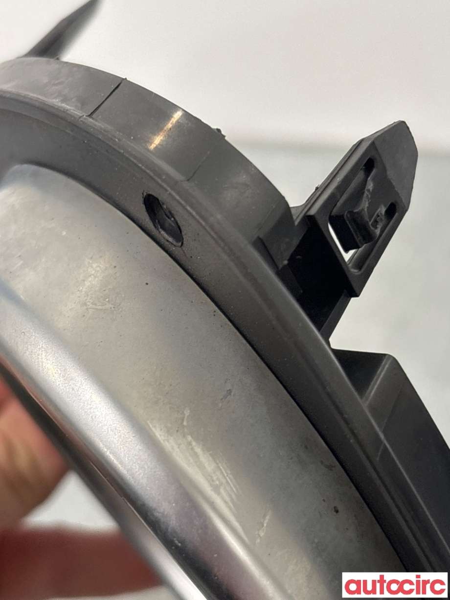 Frontlyktehus til Toyota Yaris 2014-2020 (Type III, Fase 2)  (TOYOTA|520400D060|)