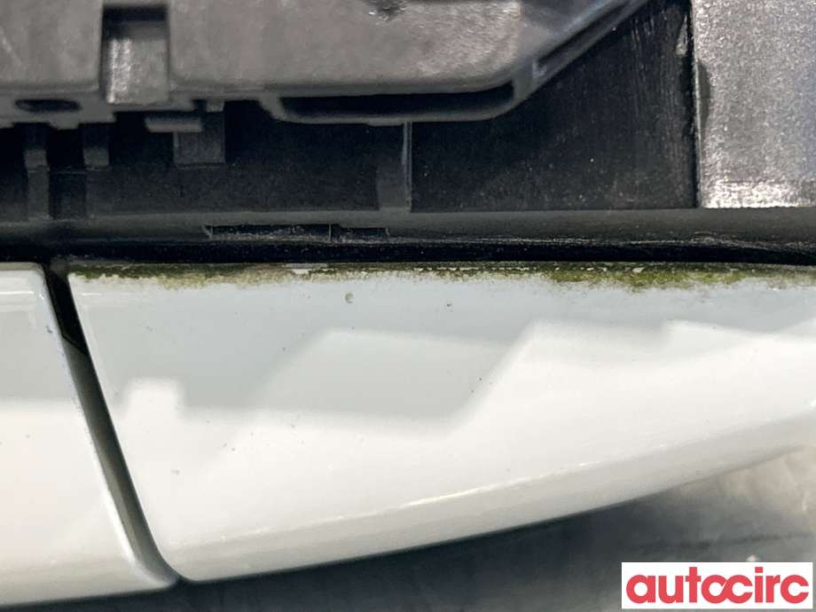 Dørhåndtak utv høyre foran til Volvo V40 2012-2019 (VOLVO|39832339|31440084|31276166)