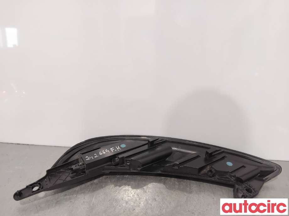 Parklykt høyre til Citroën C4, Cactus 2014-2017 (Fase 1) (CITROEN|9800910680|)