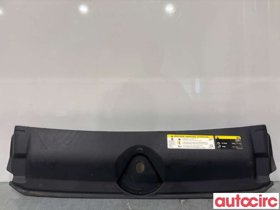 Diverse deler til Audi A4 2015-2019 (Type V, Fase 1) (B9) (B9) (AUDI|8W0807081|)