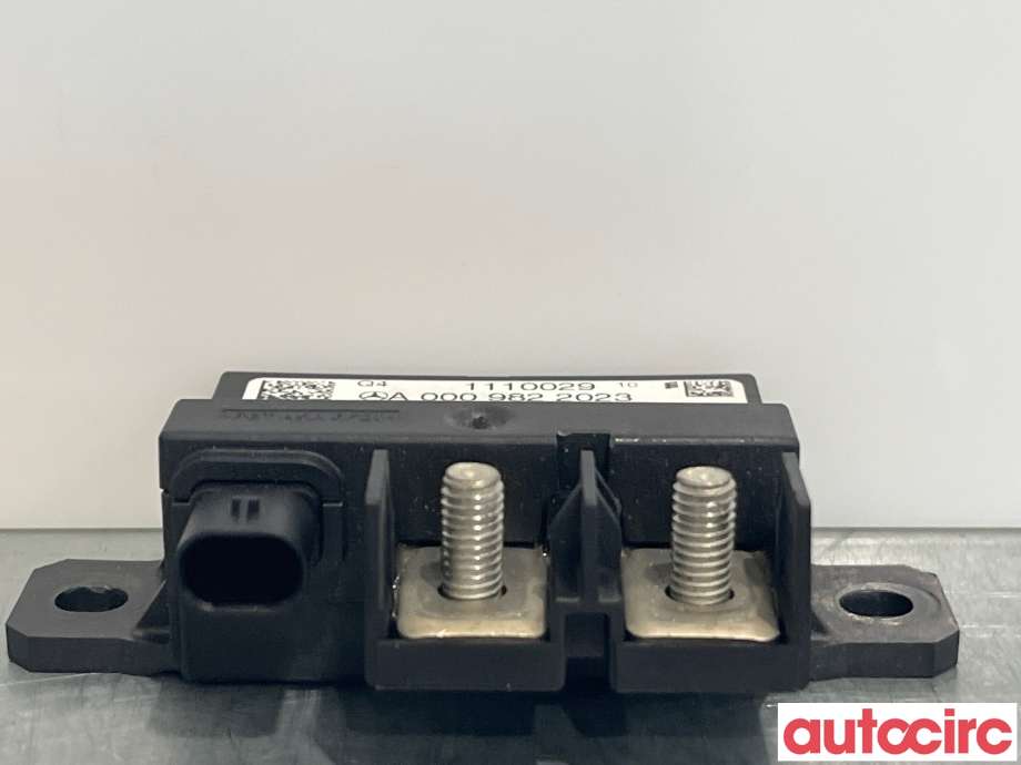 Styreenhet batteri til Mercedes C-Klasse 2014-2018 (Fase 1) (W205) (W205) (MERCEDES|A0009822023)