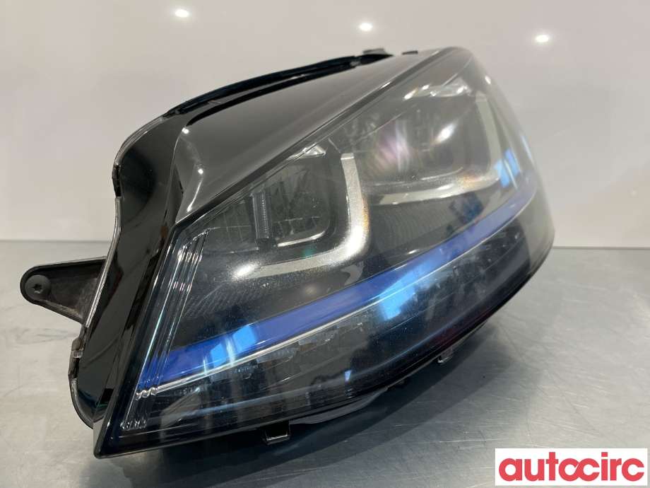 Frontlykt venstre halogen til VW e-Golf 2014-2017 (Fase 1) (VOLKSWAGEN|5GE941773|5GE941035)