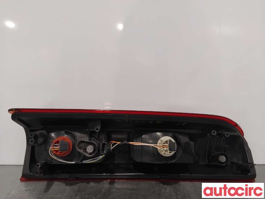 Baklykt høyre til Opel Vivaro B 2014-2019  (OPEL|93867969||265504656R)