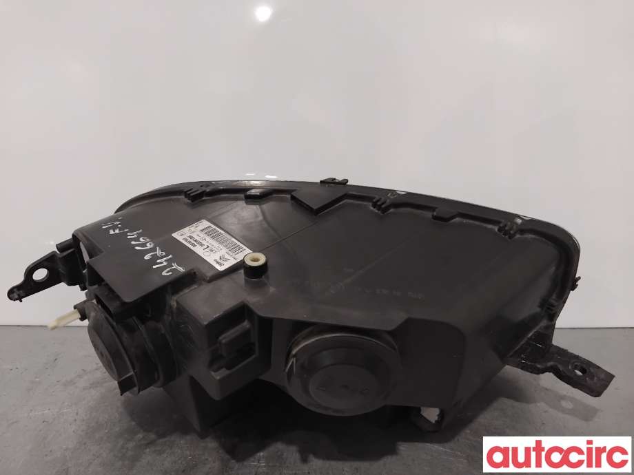Frontlykt venstre halogen til Citroën C4, Cactus 2014-2017 (Fase 1) (CITROEN|9800901380|90039703)