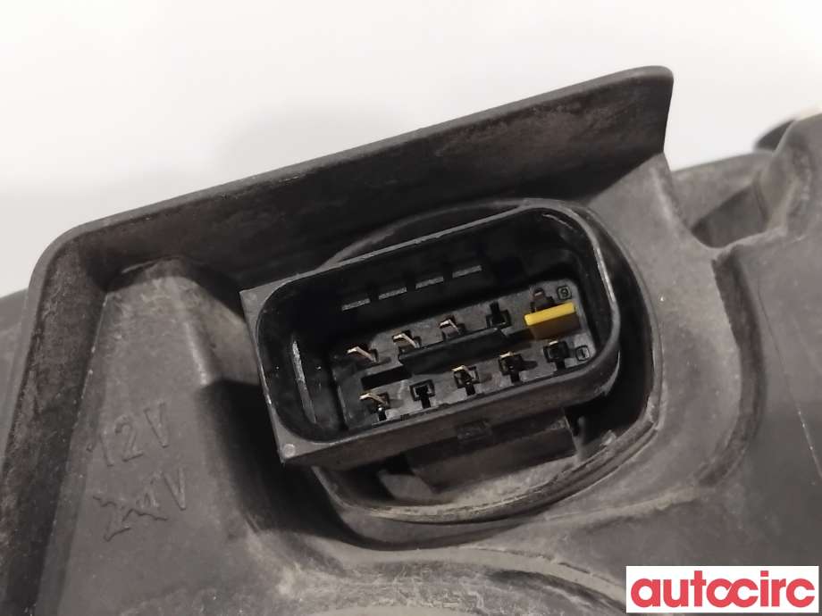 Frontlykt venstre halogen til Citroën C4, Cactus 2014-2017 (Fase 1) (CITROEN|9800901380|90039703)