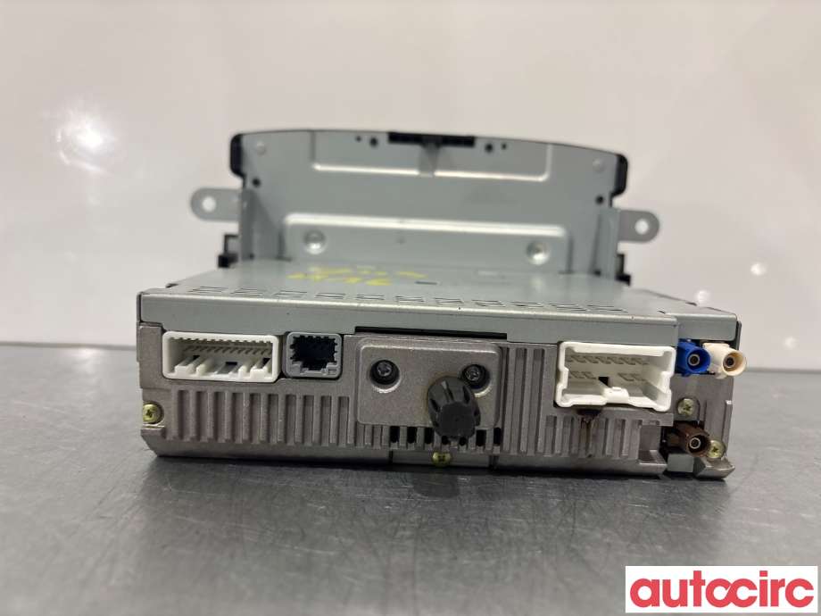 Bilstereo til Opel Vivaro B 2014-2019  (OPEL|93459122||281157251R)