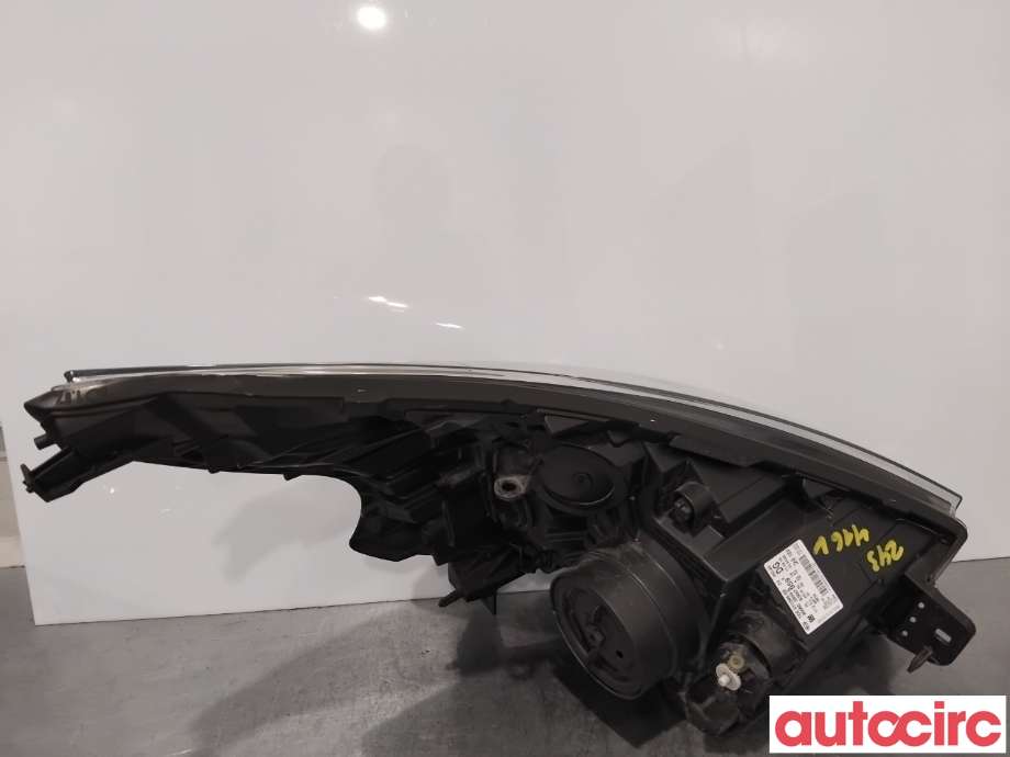 Frontlykt venstre halogen til Opel Vivaro B 2014-2019  (OPEL|95517216|1EE011565-05|95527869)