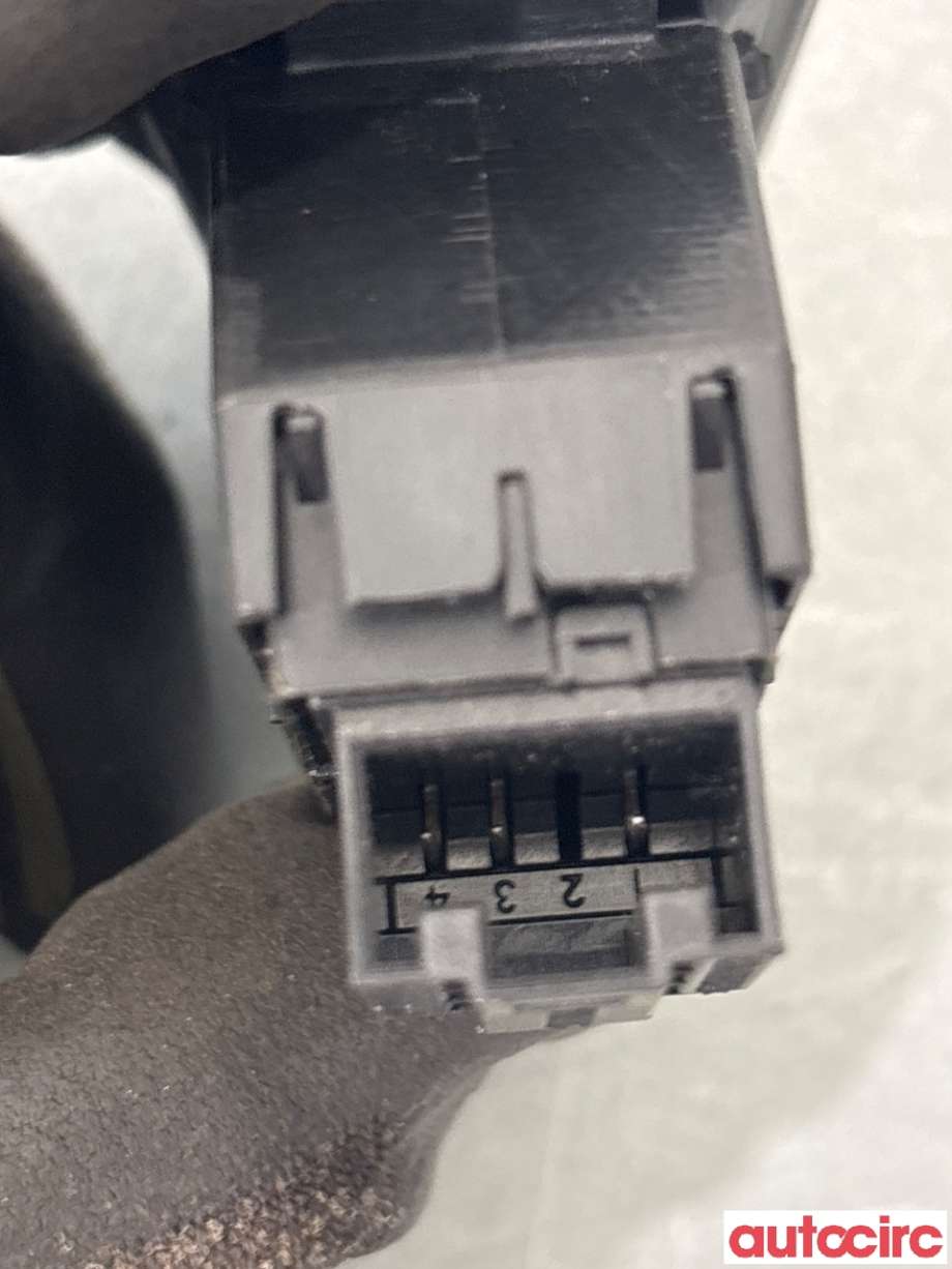 Bryter baklukeåpner til VW ID.3 2020-->>  (VOLKSWAGEN|11A868247|)