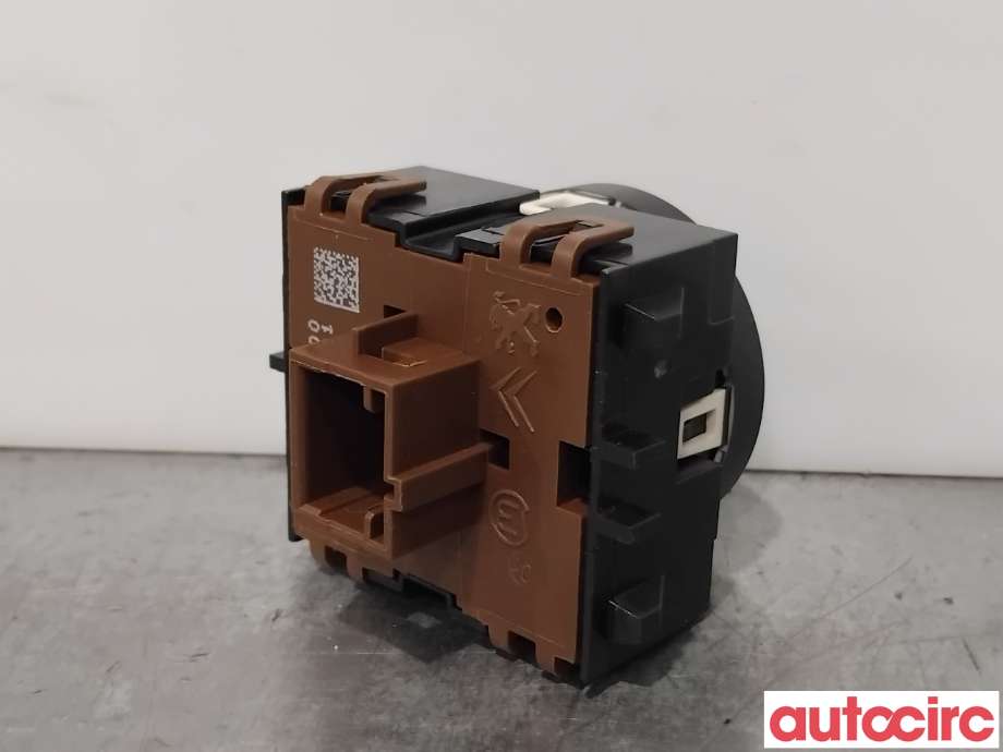 Bryter diverse til Peugeot 508 2011-2014 (Type I, Fase 1)  (PEUGEOT|6490SS|96661115XT|96661115ZD)
