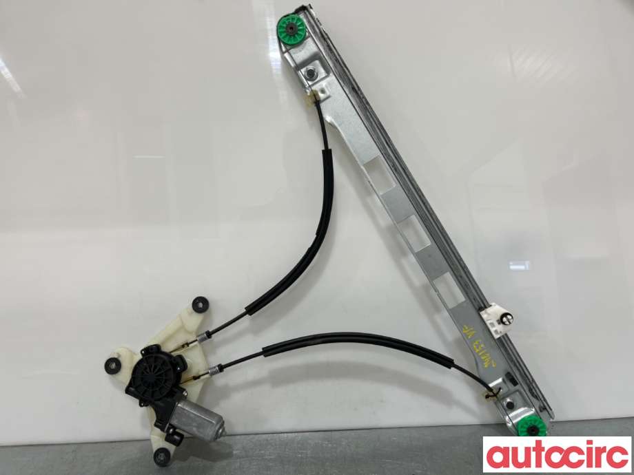 Ruteheis venstre foran til Nissan NV400, 2012-->> (NISSAN|8070100Q0H)