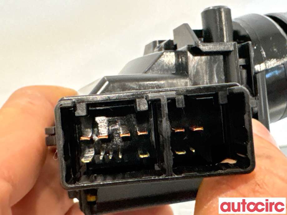 Bryter visker til Toyota Yaris 2014-2020 (Type III, Fase 2)  (TOYOTA|846520D190|)
