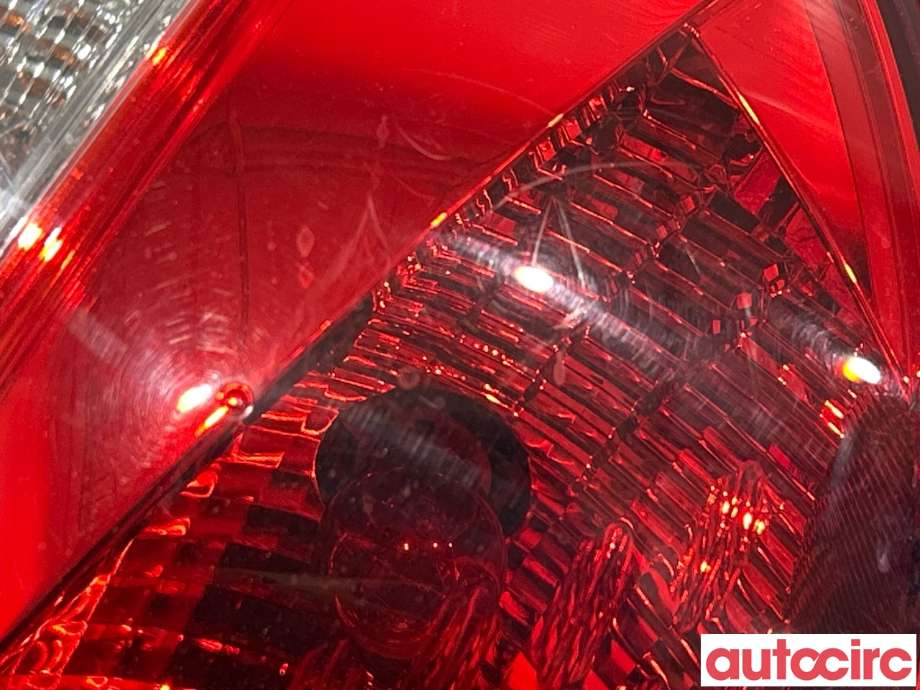 Baklykt høyre til Toyota Yaris 2014-2020 (Type III, Fase 2) (TOYOTA|815500DB61|815500DB60|)